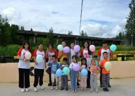 乐动(中国)官方网站青年学子暑期“三下乡”:千名骄子燃情实践 万里青春共绘华章_fororder_图片5